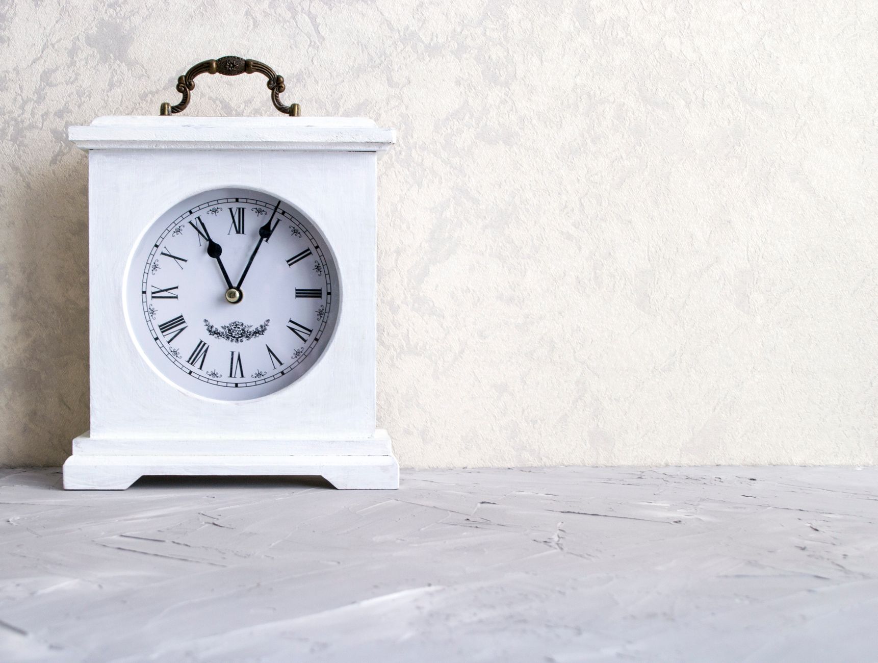 Antique mantel clock